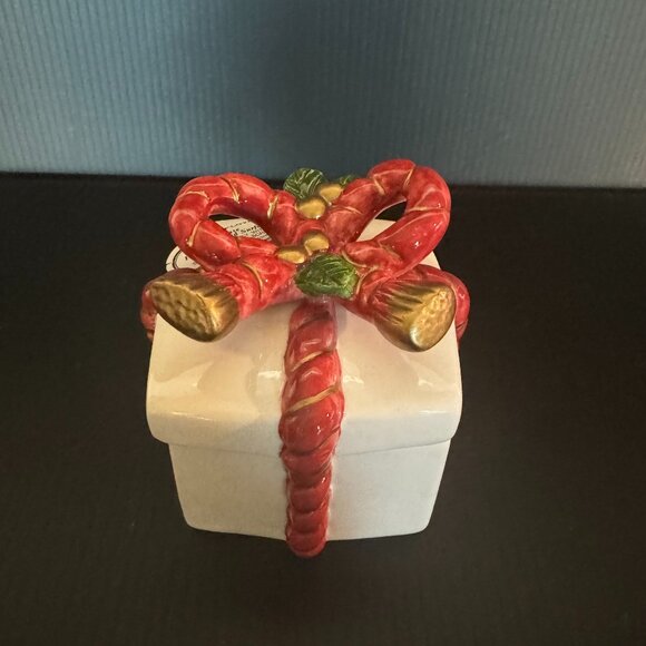Vintage Fitz & Floyd 1988 Christmas Ceramic White Red Gold Ribbon Trinket Gift - Picture 1 of 9